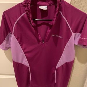 Columbia women’s size M omni wick short sleeve